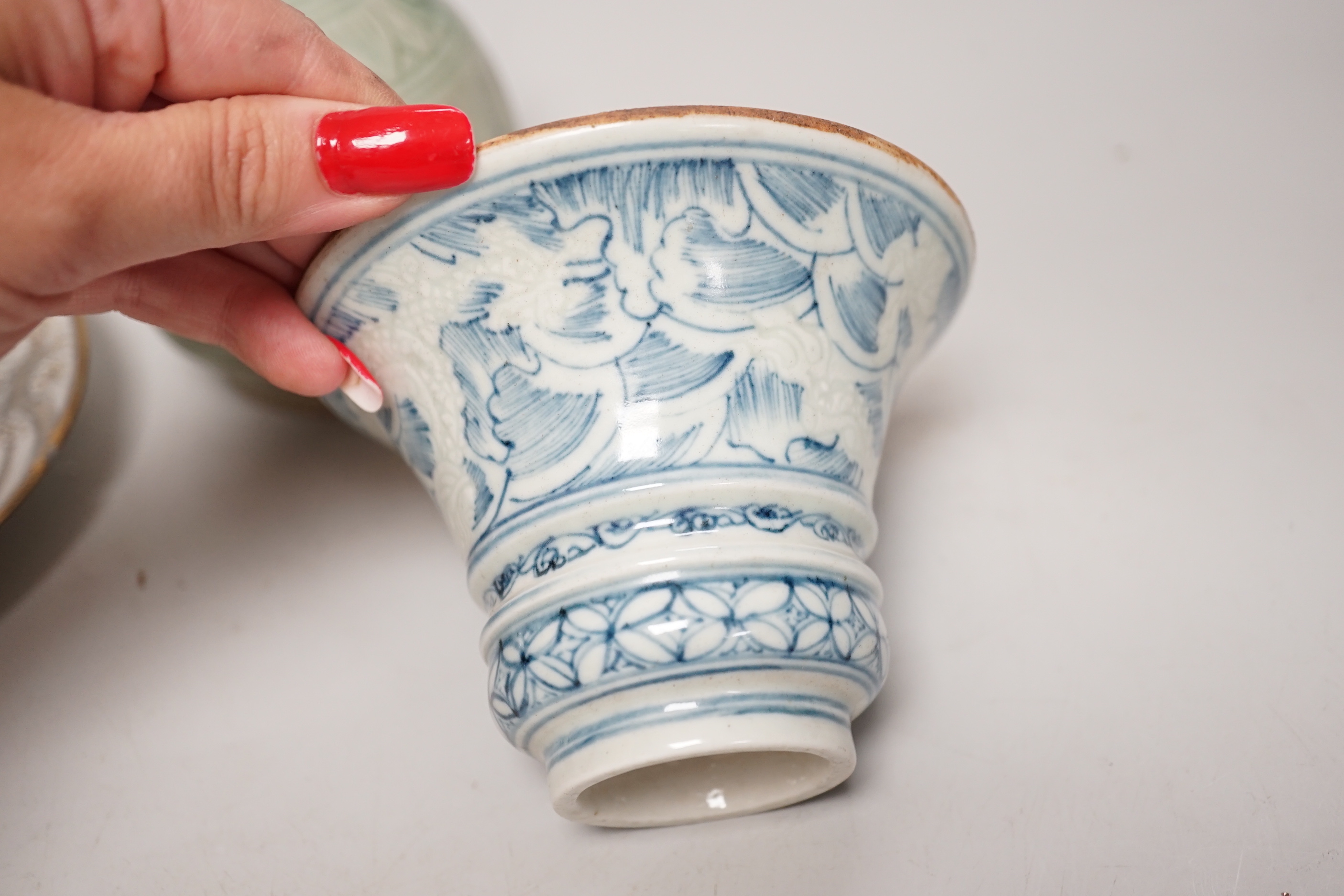 A group of various Chinese ceramics